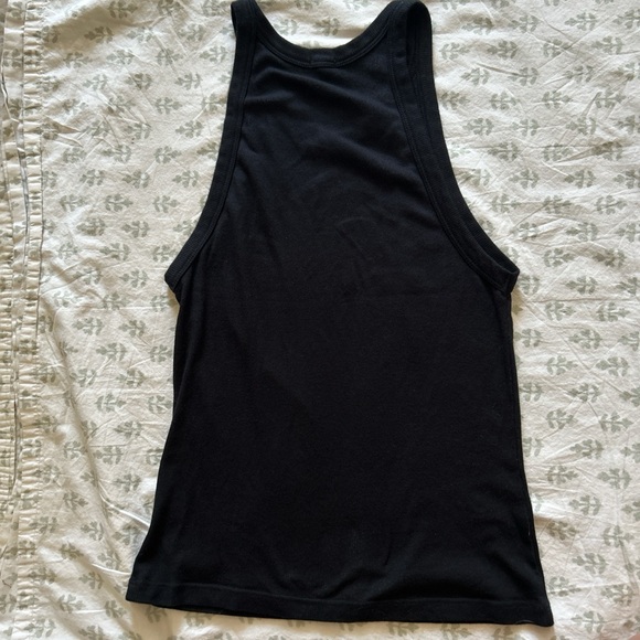 The Ultimate Tank, Monrow size Large - Picture 5 of 6